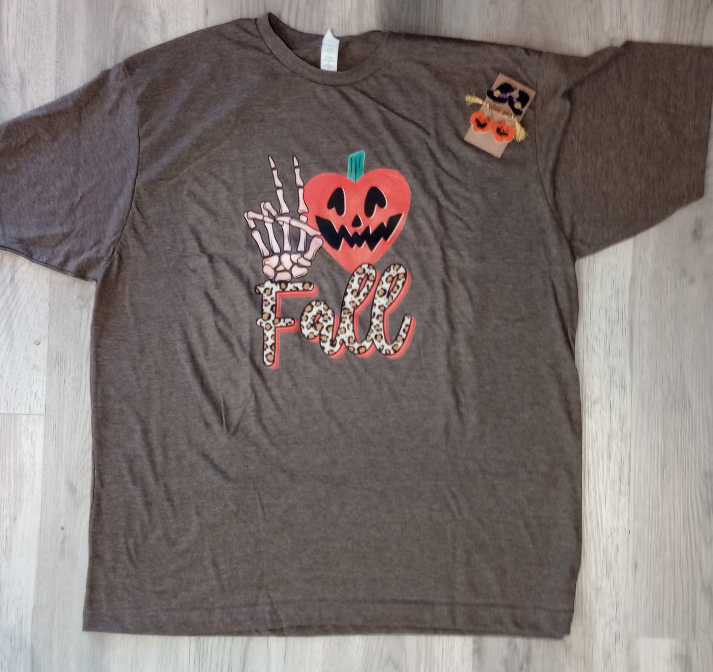 Peace and Fall Graphic Tee